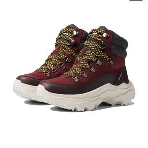 NWT Sorel Waterproof boots